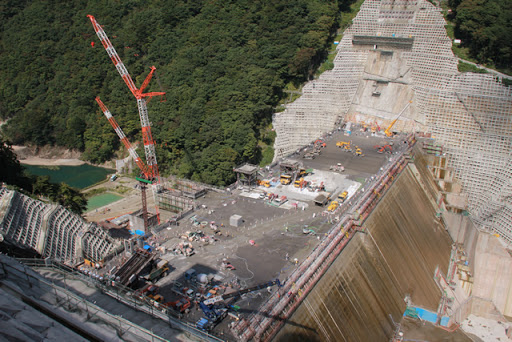 Visita al cantiere della diga di Yunishigawa (02/10/2010)