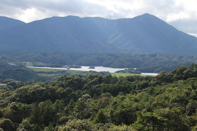 Terzo incontro con gli amanti delle dighe nella diga di Nakasato e nella presa del fiume Inabe