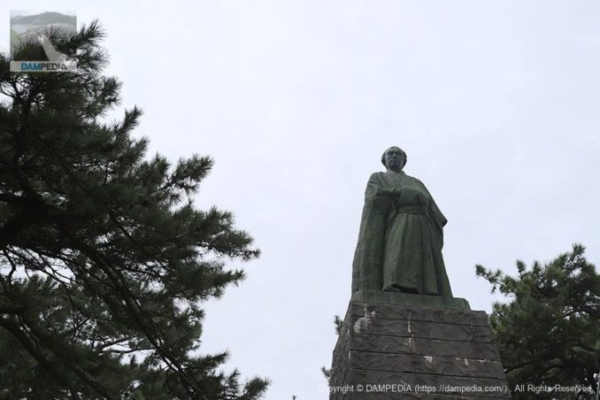 桂浜の坂本龍馬像