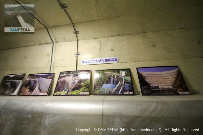 ダムマニアによる写真パネル展示