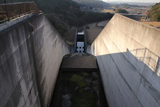 View of the conduit from the top edge