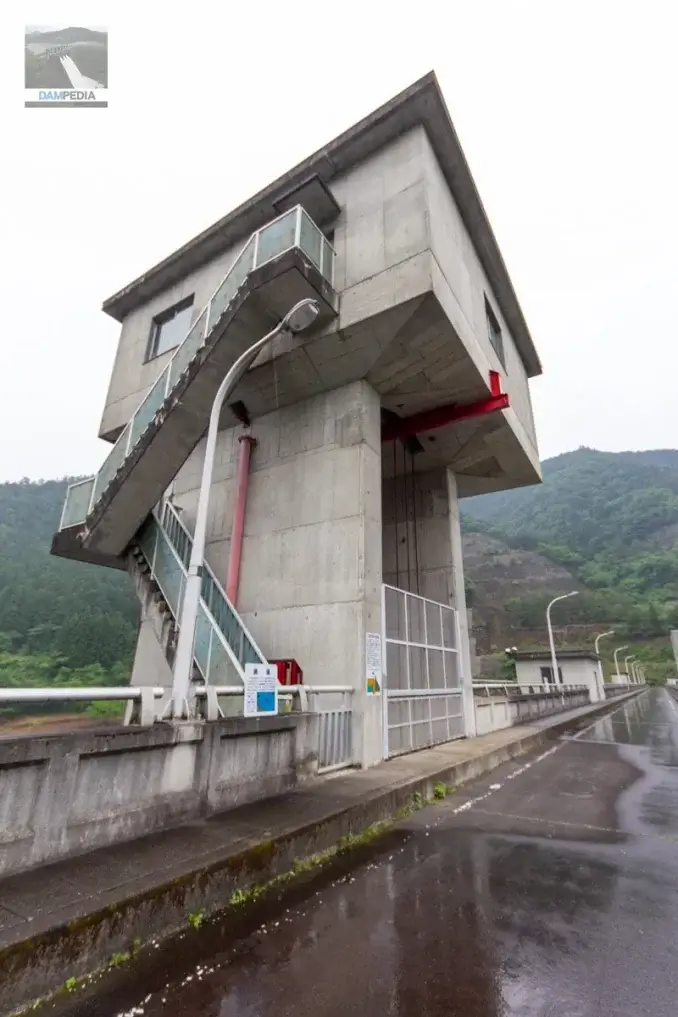表面取水設備