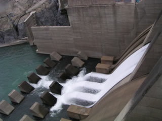 View of the conduit from the top edge